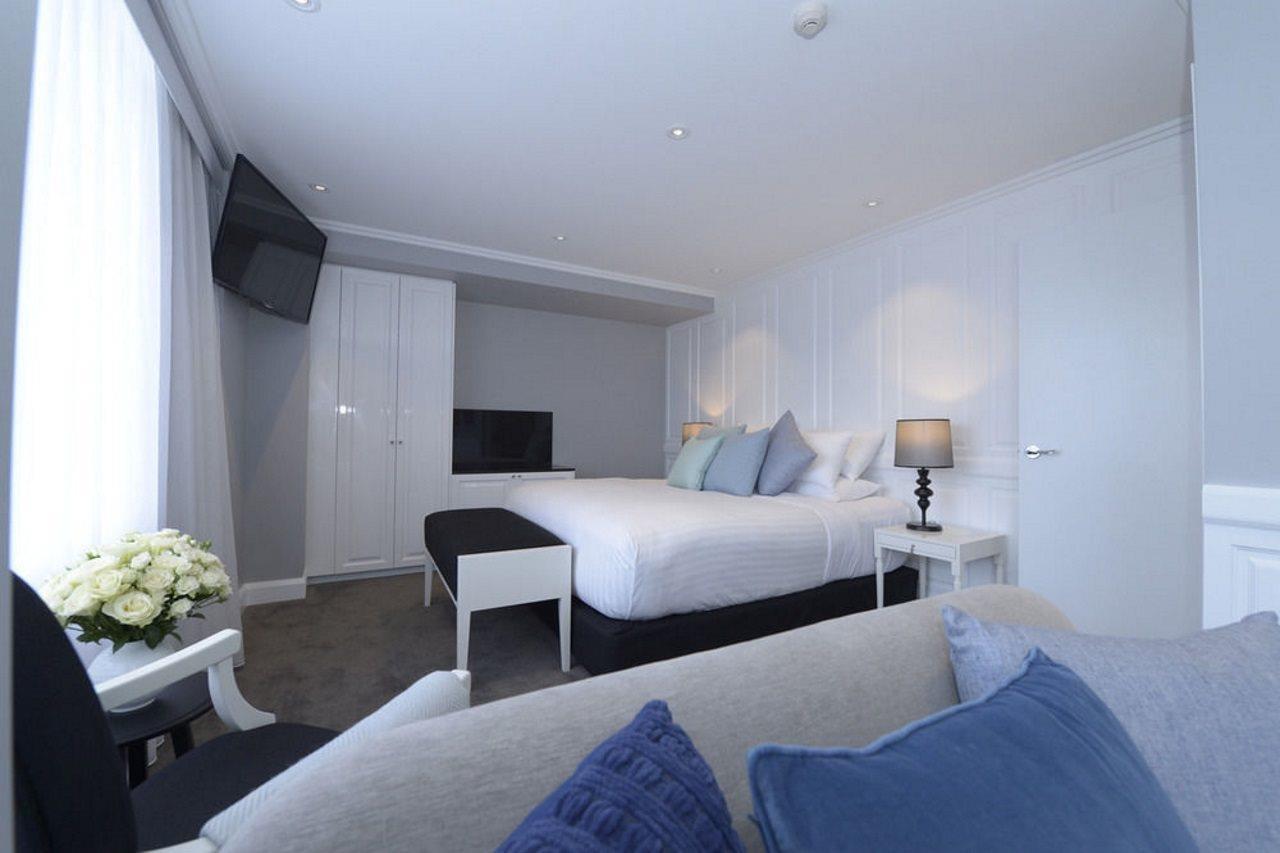 Hotel Rex Canberra